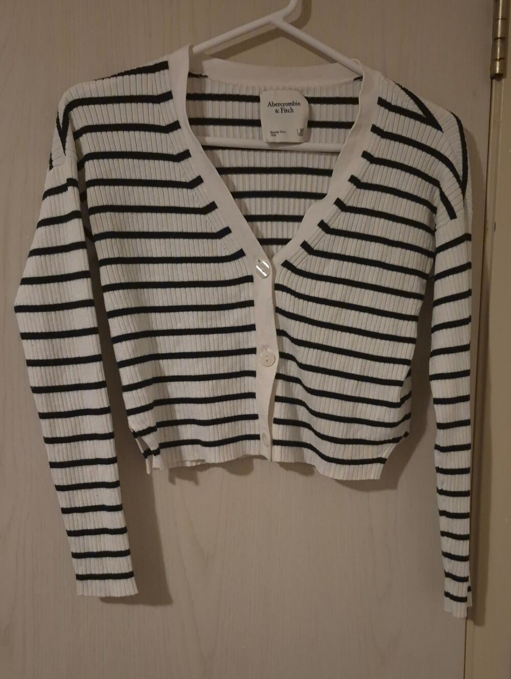 Abercrombie & Fitch Black White Striped Cropped Cardigan XS